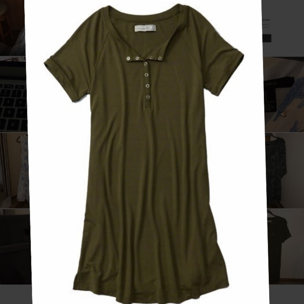 Super Comfy A&F t-shirt henley dress with snaps